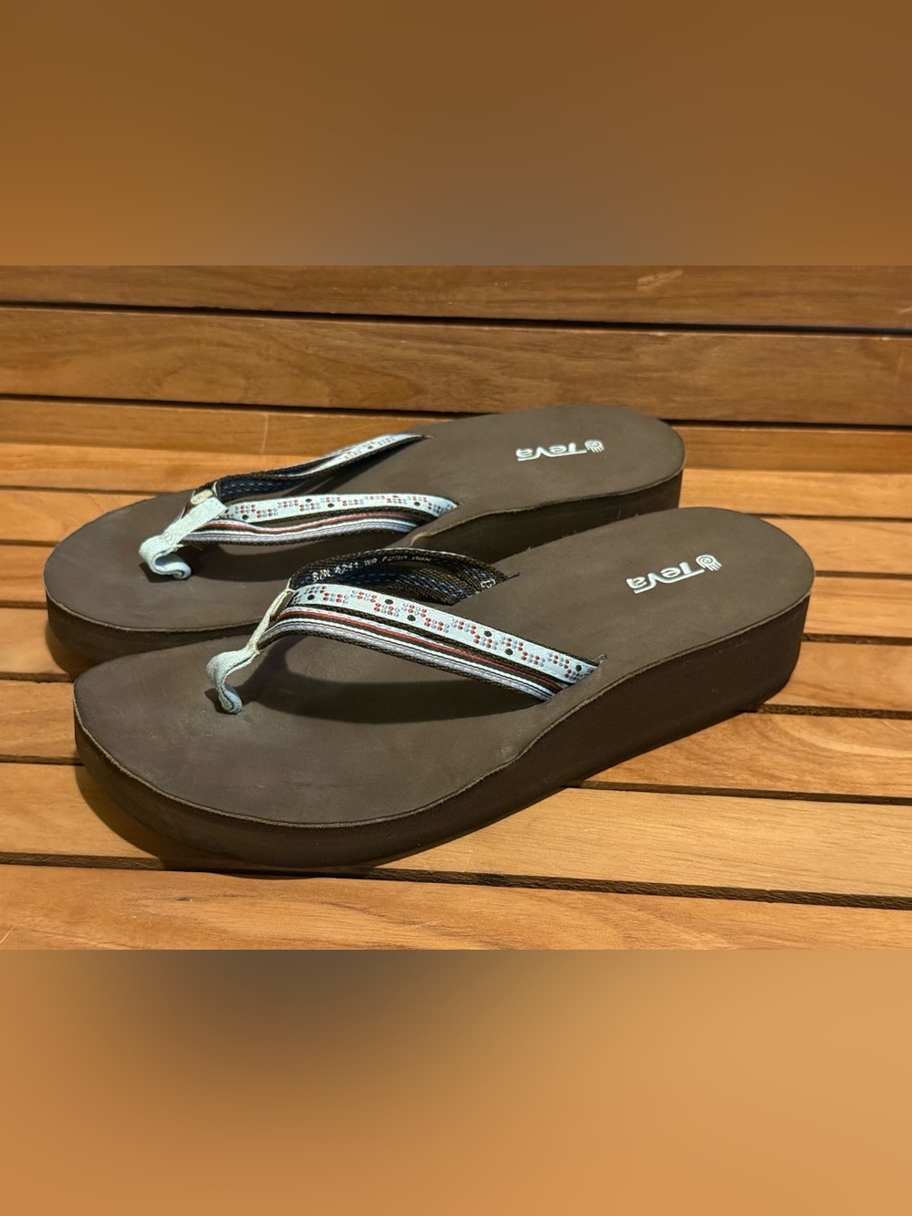 Teva Mush Mandalyn Wedge Flip Flop Sandals Brown Patterned Straps